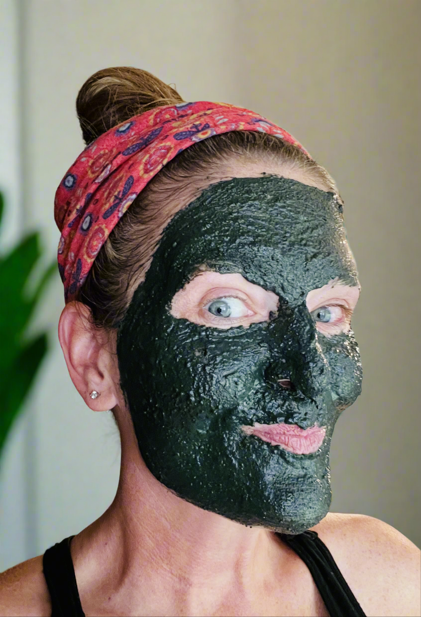 Goat Milk & Clay Face Mask: Multi-Pack (4) Fan Brush Included